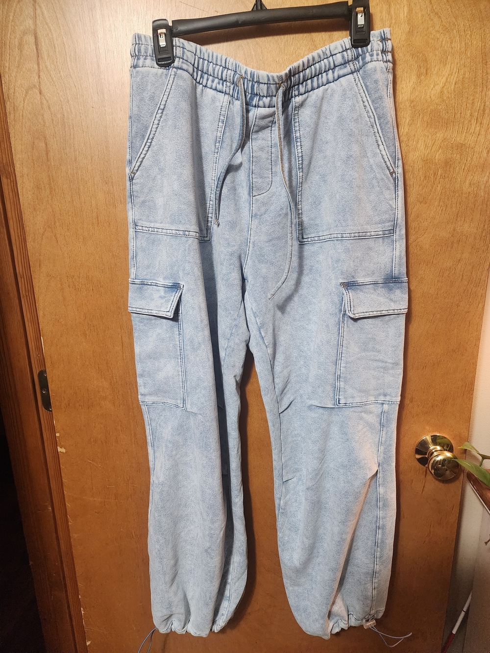 NWOT Vanilla Star Light Wash Denim Cargo Jogger Jeans Size L Elastic Waist